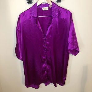Vintage Gold Tag Victoria’s Secret Purple Night Shirt